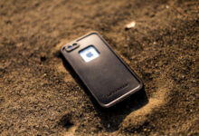 Protéger son téléphone portable sur la plage